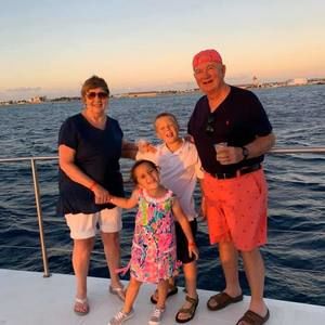 Meet your Posher, Carol